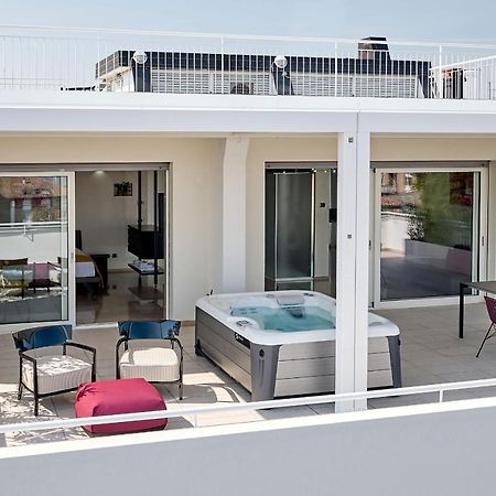 Luxury Suite La Finestra Sul Lago Peschiera del Garda Exterior photo